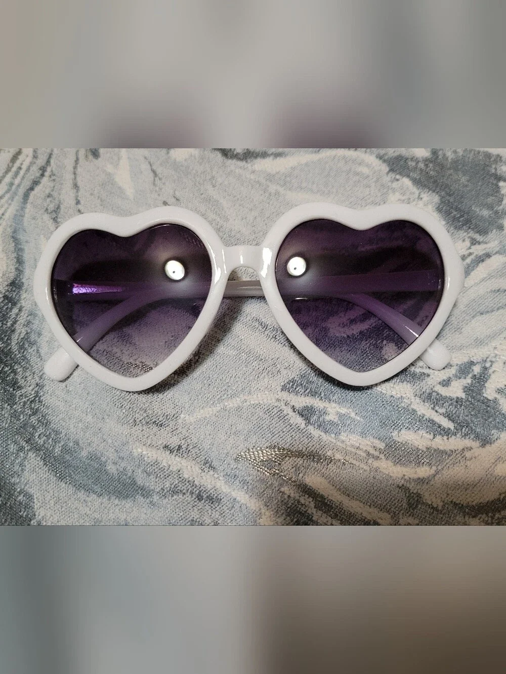 Kids Heart Shaped Sunglasses
